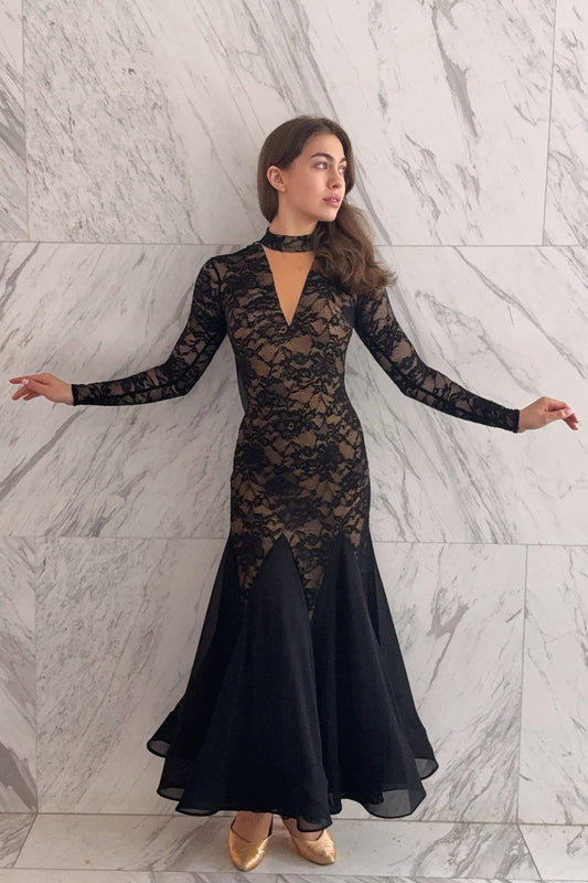 Back Drape Lace One-Piece Dress