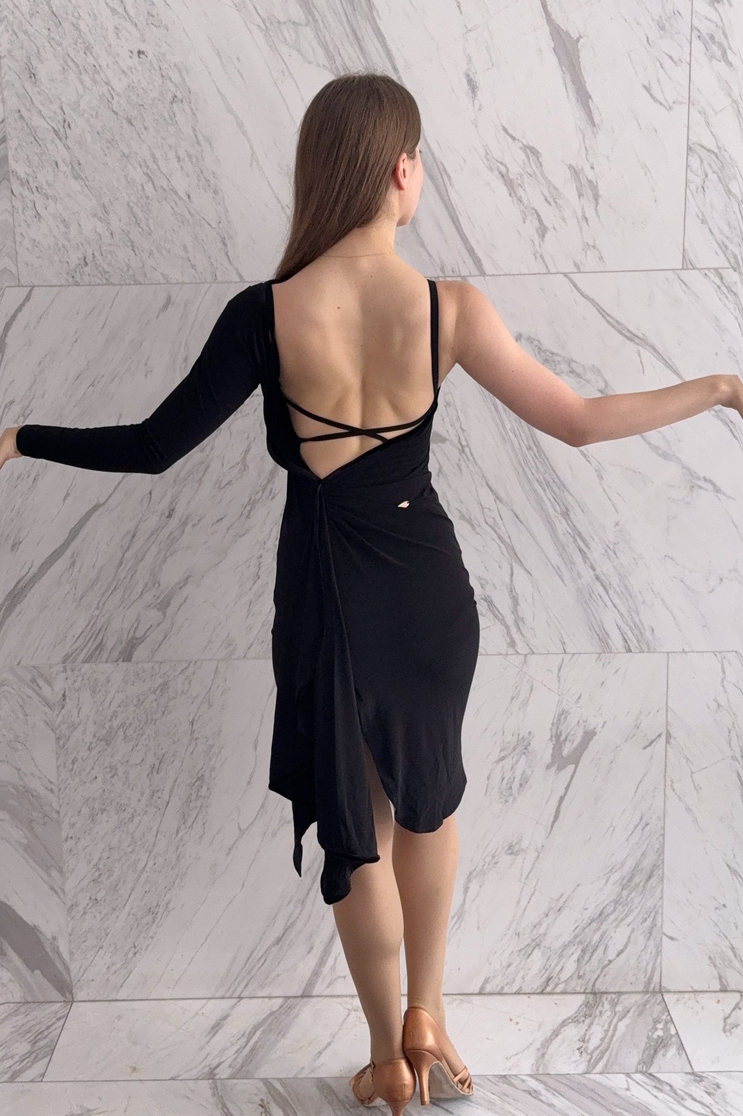One sleeve straight skirt Latin dress