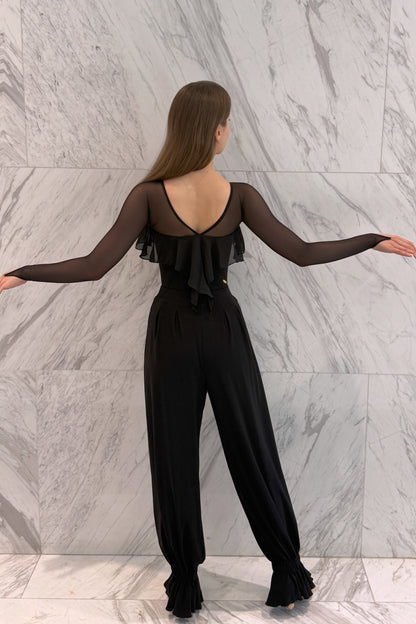 Sweetheart neckline ruffle leotard