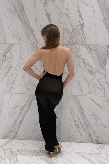 Collection 9       V-neck black colour leotard