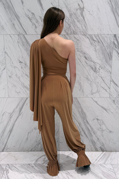One shoulder caramel-coloured leotard
